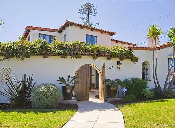 3rd image of 2827 Chatsworth Blvd