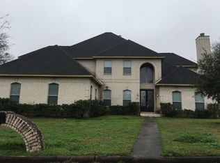 6503 Bayou View Dr, Houston, TX 77091