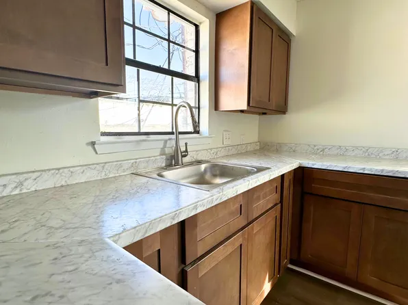 2684 Rue Palafox #C, Biloxi, MS 39531