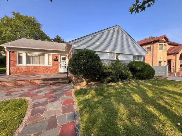 64-19 Marathon Parkway, Little Neck, NY 11362