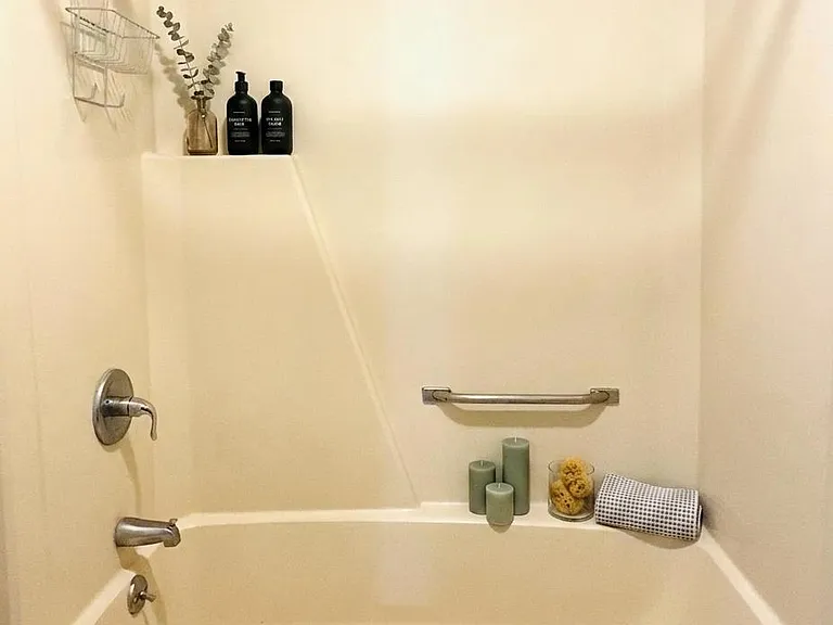 23 Pearl St #5 — Photo 4
