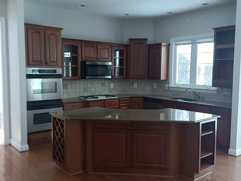 22078 Vantage Pointe Pl — Photo 16