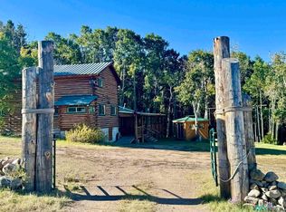 16 B Arellano Rd, Amalia, NM 87512