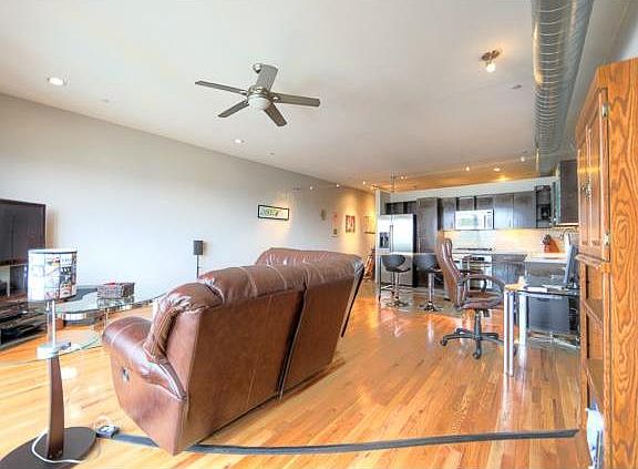 5th image of 522 Locust Ln Unit 309