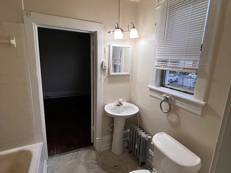 378 Elm Ave SW #2 — Photo 11
