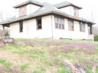 106 Apple St, Anderson, MO 64831
