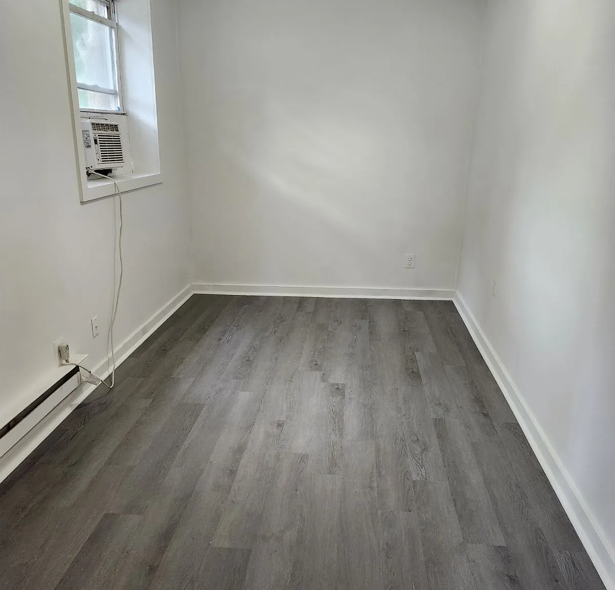 1 bed, 650 sqft, $1,000 — Photo 2