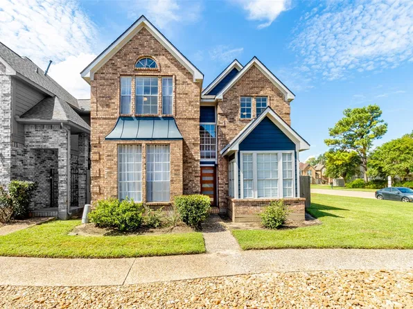 6657 Queensclub Dr, Houston, TX 77069