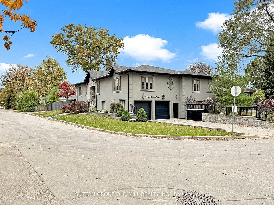 1 N Park Dr