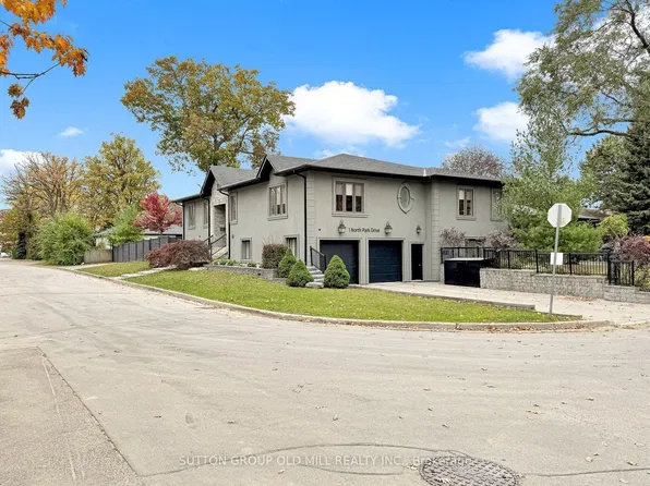 1 N Park Dr, North York, ON M6L 1K1