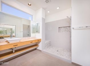 9387 N Sombrero Canyon Dr, Tucson, AZ 85743
