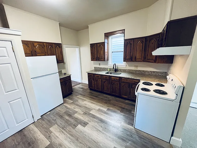 Kitchen 3