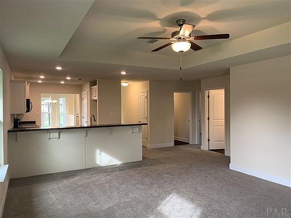 3rd image of 8843 Derby Ln