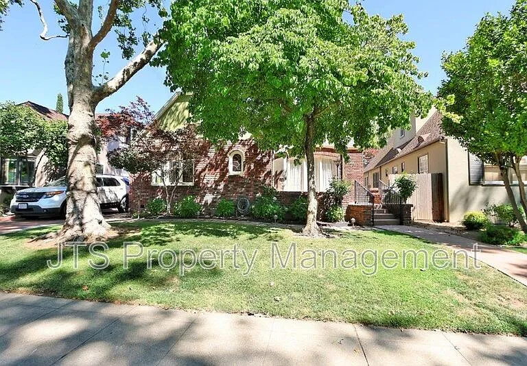 937 Sonoma Way — Photo 2