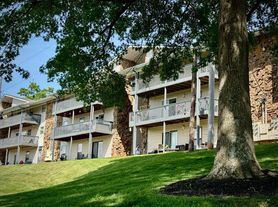 Carriage Hill Apartments