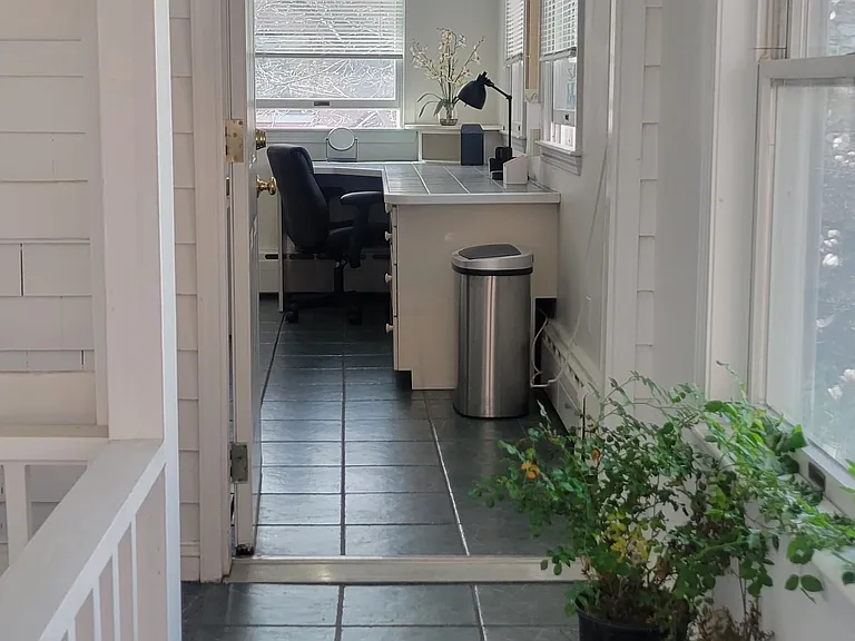 79 Harvey St — Photo 1