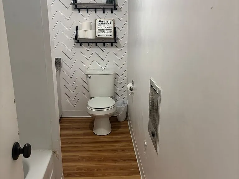 658 Fairbanks St #B6 — Photo 10