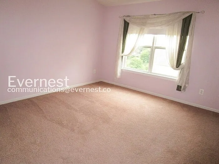 13422 Burrough Farm Dr — Photo 7