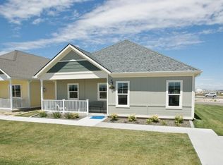 1053 Retreat Ave, Twin Falls, ID 83301