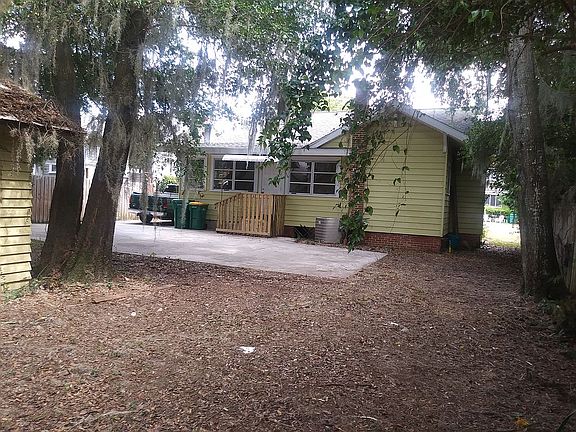 2nd image of 427 Washington Ave