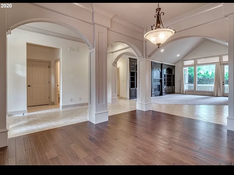 9705 NE 109th Ct — Photo 10