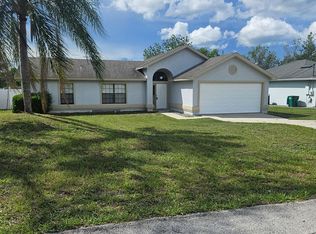 1864 N Merrick Dr, Deltona, FL 32738