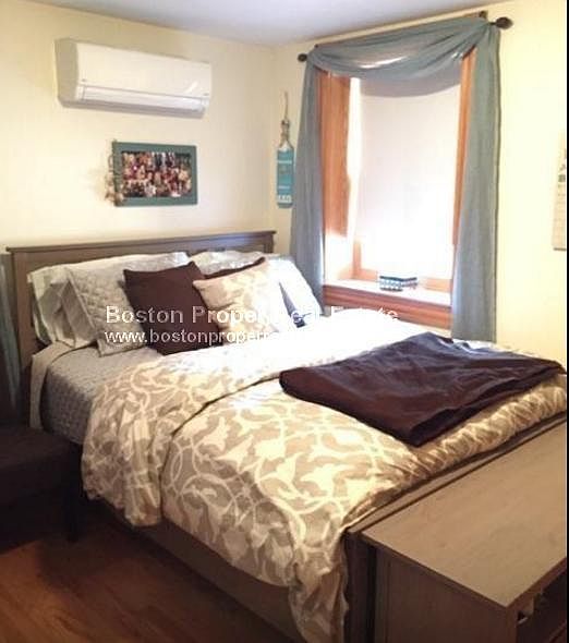 2nd image of 89 Myrtle St #22
