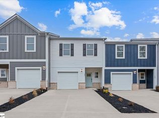 107 Kerwin Ct, Greer, SC 29651