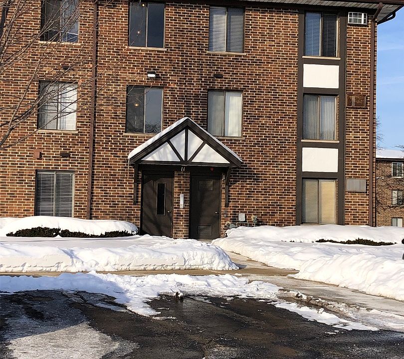 1st image of 11 Crestview Ln Unit 2
