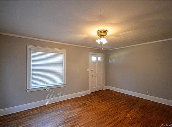 4th image of 603 W Harvie Ave #1