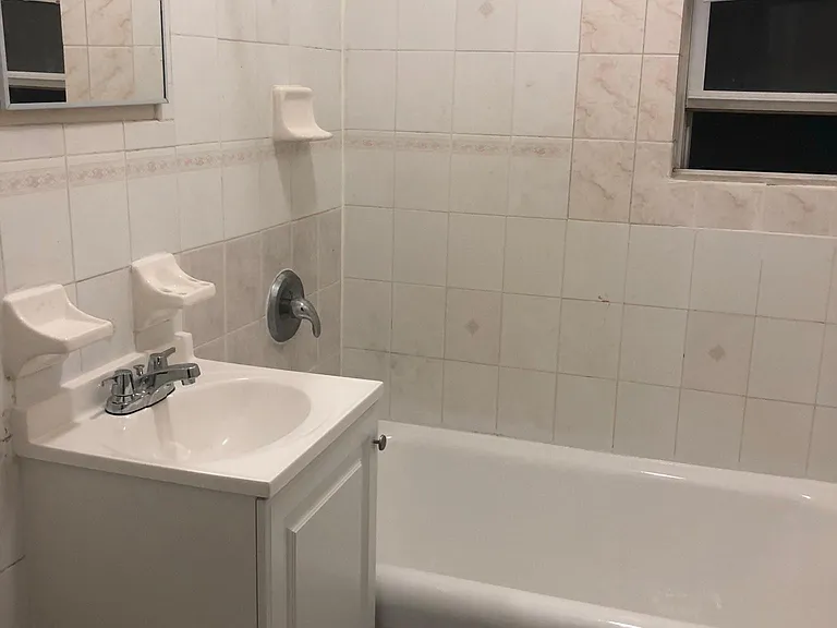 164 Sterling Ave #41 — Photo 7