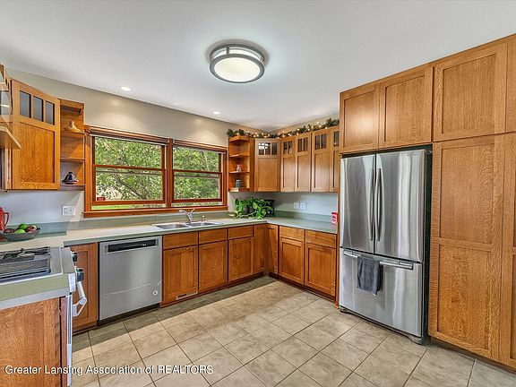 5th image of 1408 Dodge River Dr