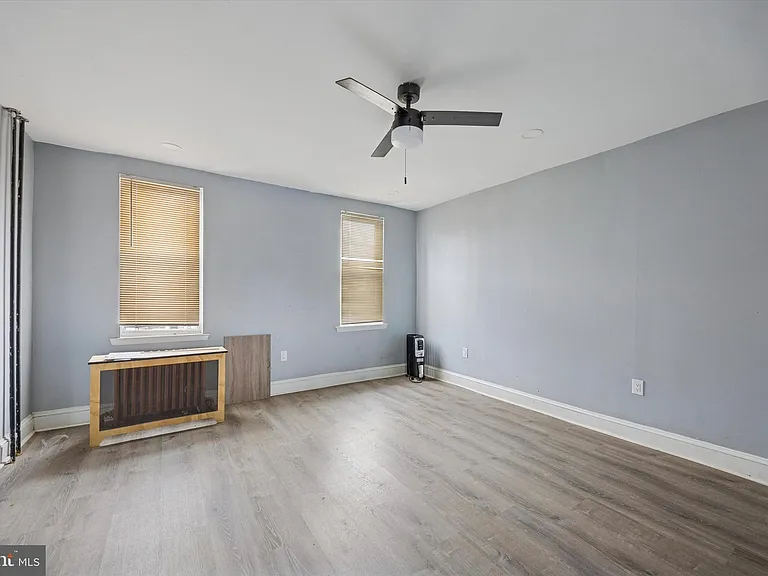 4928 W Thompson St #2 — Photo 6