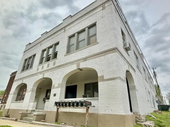 404 E Bond St Unit 5, Monett, MO 65708