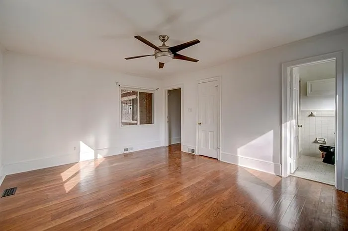 118 Tanglewylde Dr — Photo 4