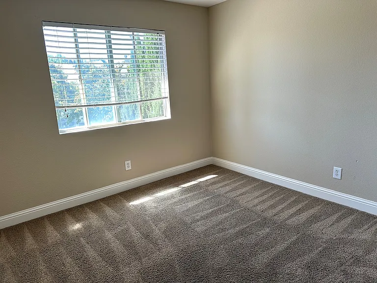 3028 Luedke Pl — Photo 16