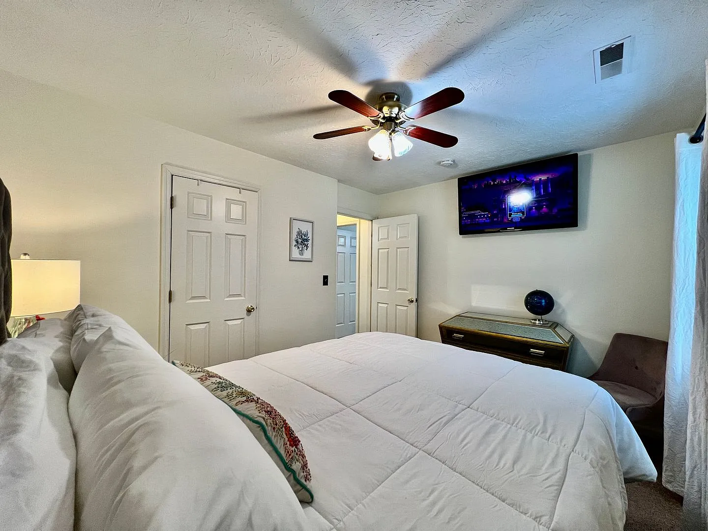 Fully furnished rental home for Corporate housing or insurance stays — Photo 4