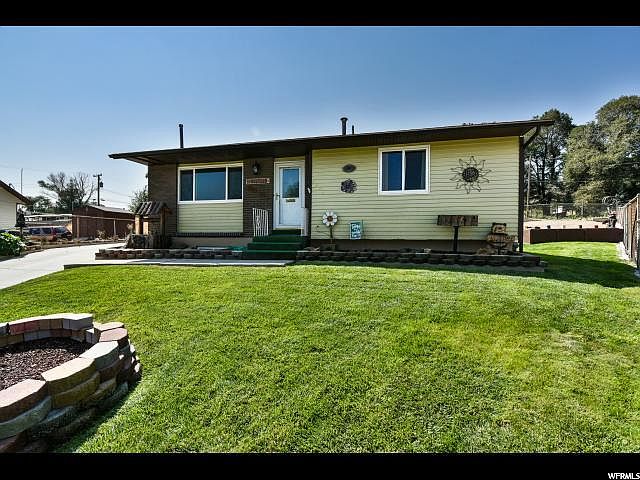 1st image of 8919 W Helen Cir Lot 7