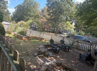 2385 N Azalea Ter, Fayetteville, AR 72703