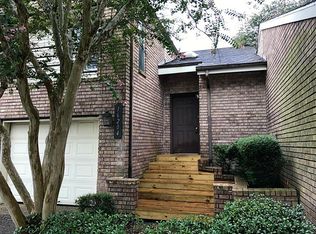 16204 Seahorse Dr, Houston, TX 77062