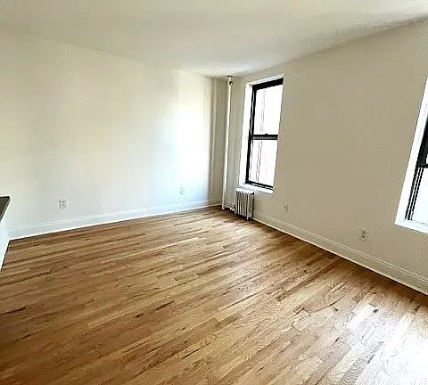 4th image of 172 Spring St APT 20