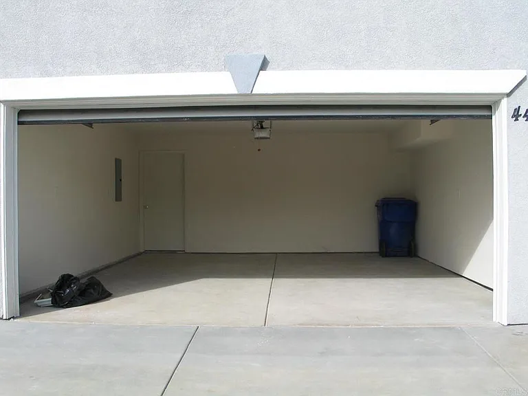 4482 F St — Photo 3