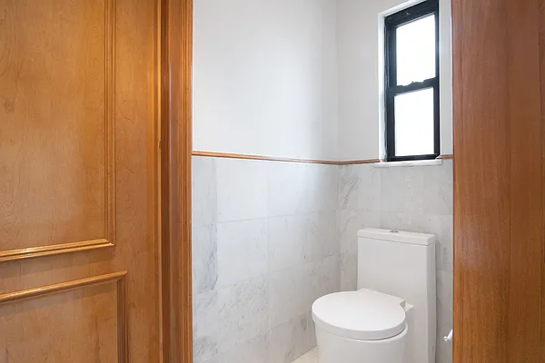 Rented by WAM Partners - William Moses Co. | media 62