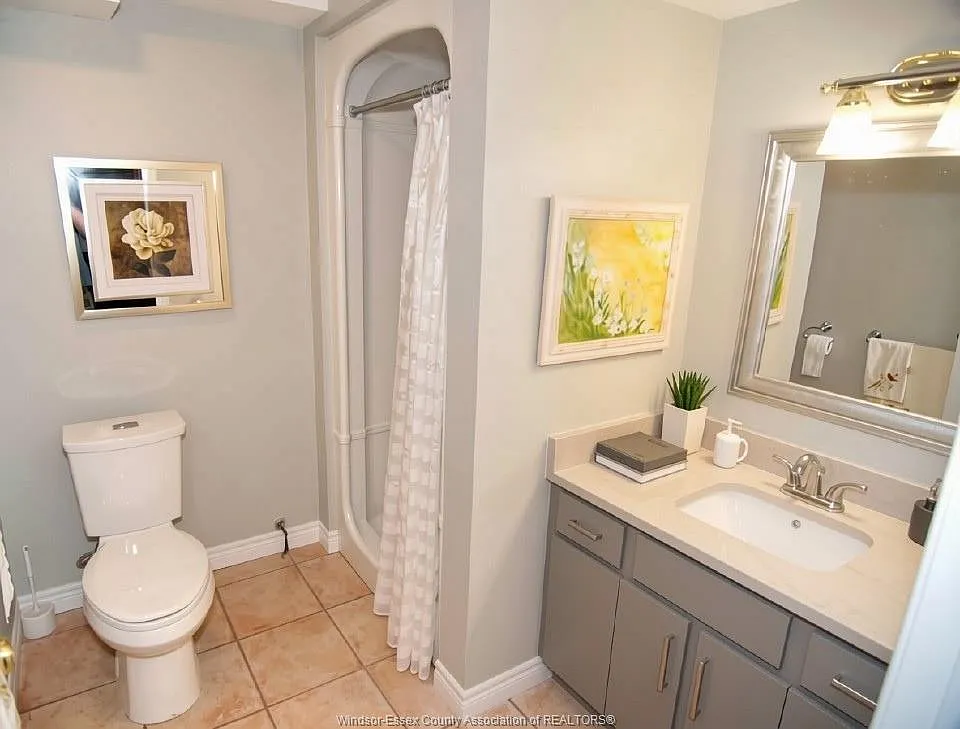 2 bed, $2,600 — Photo 2