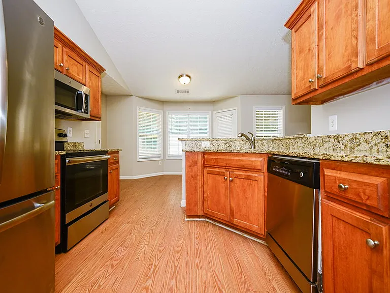 125 Cheyenne Dr — Photo 5
