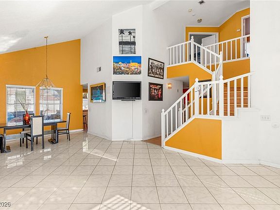 5th image of 1542 Champagne Cir