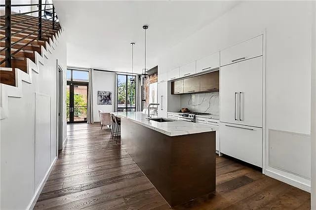 618 N Rampart St #201 — Photo 7