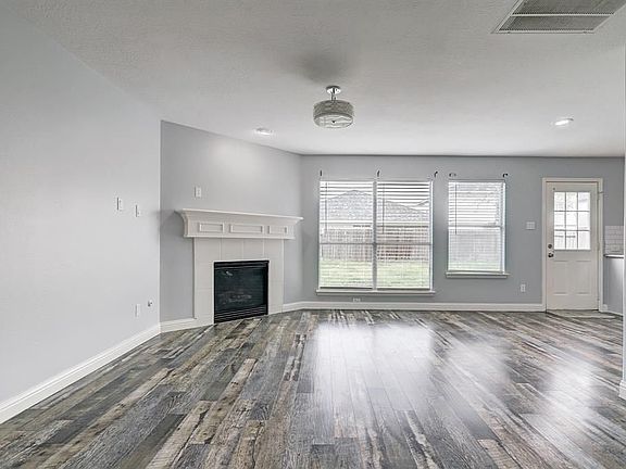 3rd image of 3910 Wimberley Hollow Ln