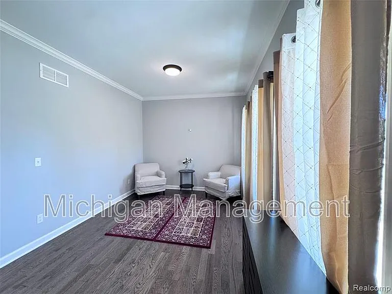 6149 Woodridge Ln — Photo 14