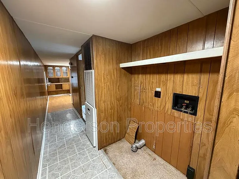 733 Indian Hill Rd — Photo 14